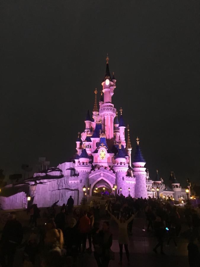 F&B'S Garden 10 Min Disneyland Paris Montry Kültér fotó